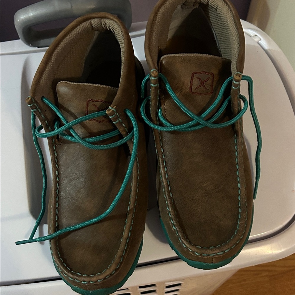 Women’s Brown and Teal Casual lace up leather short boots